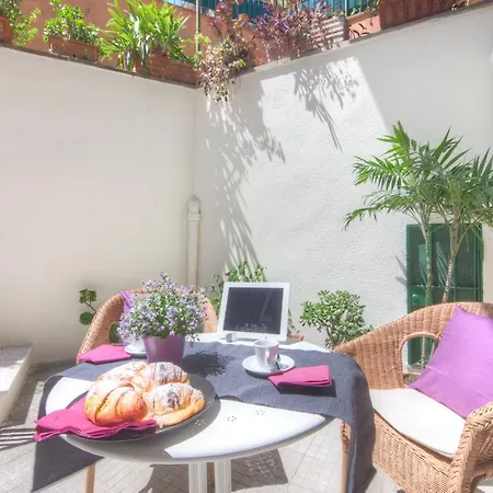 Jardin Studio Apartment Rom